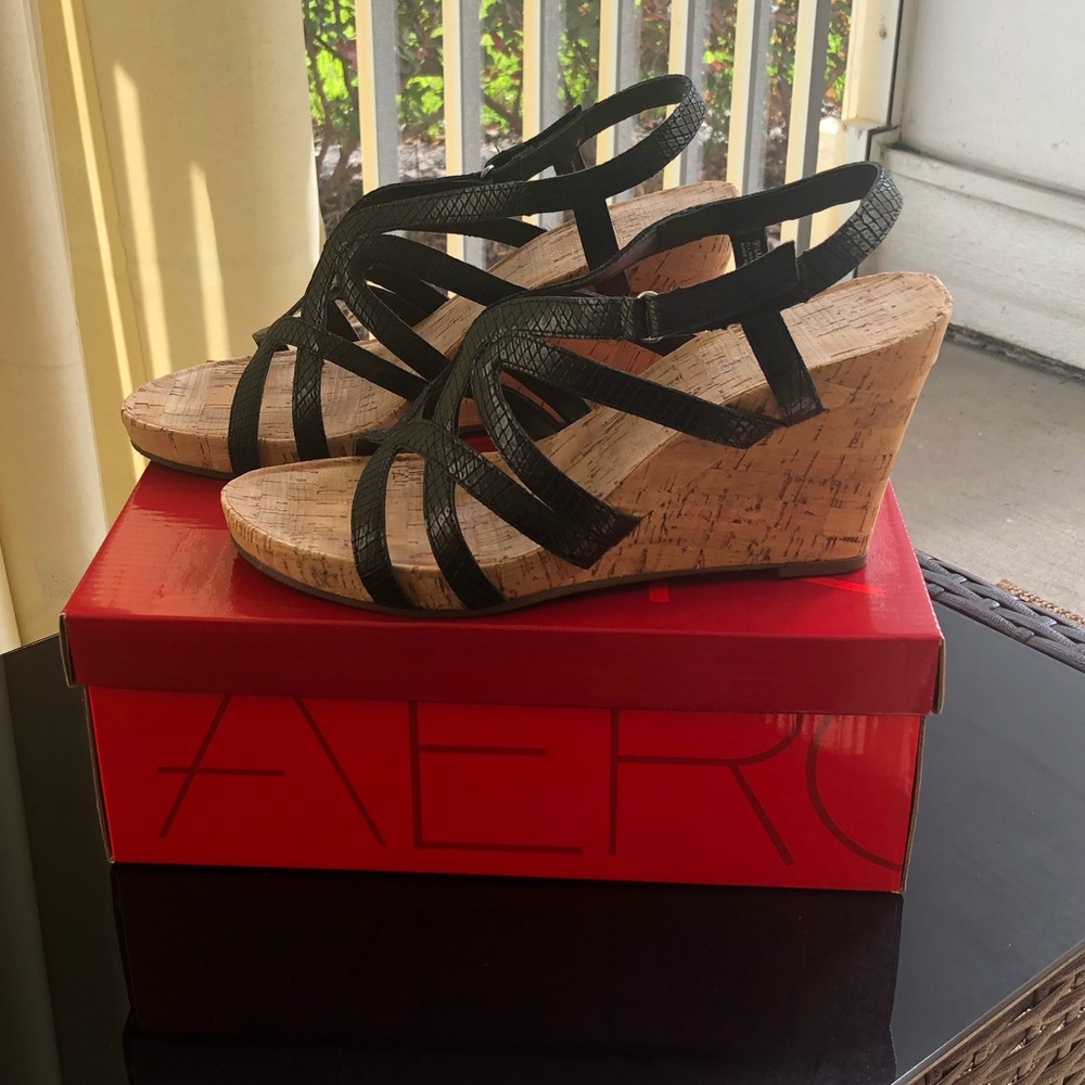 Aerosoles Black Wedges